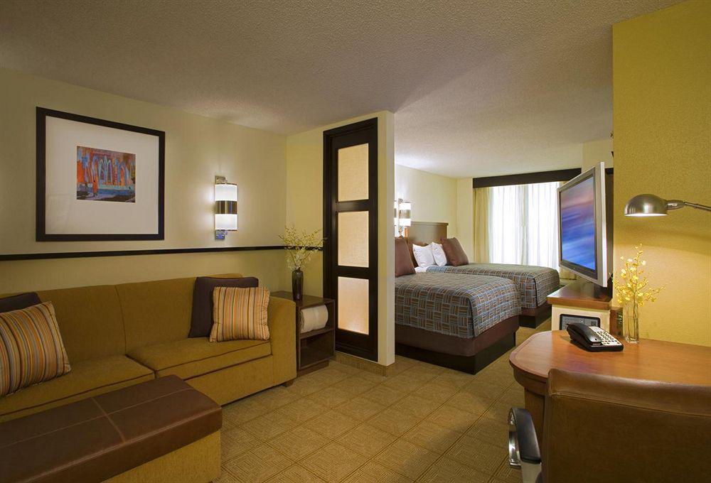 Hyatt Place Лексингтън Стая снимка